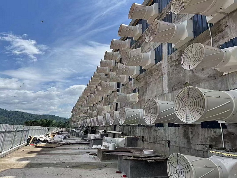 Aplicação do exaustor JIENUO
